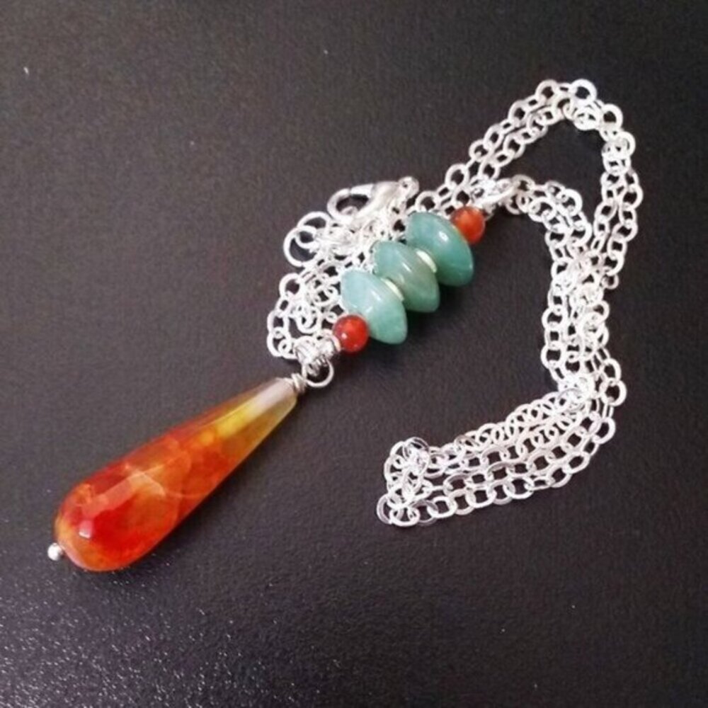 Tropical Spring + Summer Colors! Vibrant Orange + Green Agate Pendant Necklace - Picture 2 of 14